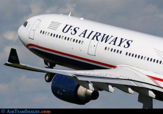 Fuziunea American Airlines cu US Airways, care ar fi creat cel mai mare operator global, a fost blocată